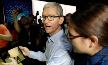 Apple Is Trying to Become Microsoft Faster than Microsoft Can Become Apple