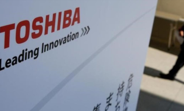Toshiba Picks Government-Led Group to Purchase Chip Unit