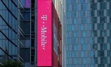 T-Mobile Quarterly Results Top Estimates as Subscribers Grow